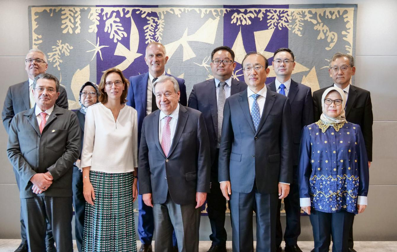联合国秘书长古特雷斯会见联合国审计委员会委员